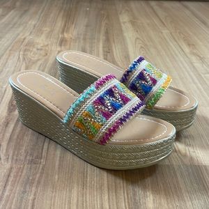 Light weight Moroccan Wedges